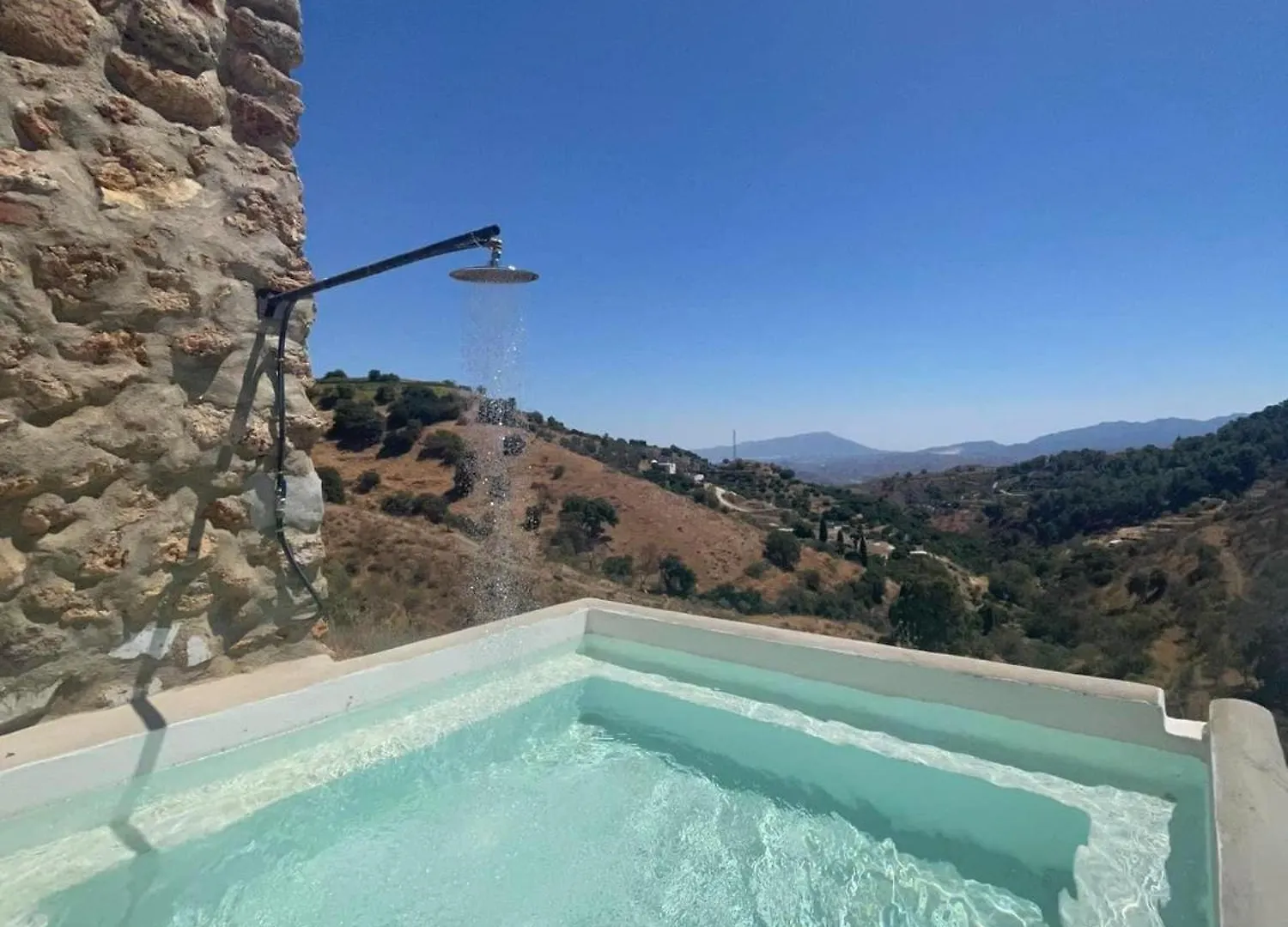 Casa De Piedra Villa Yunquera Chalet
